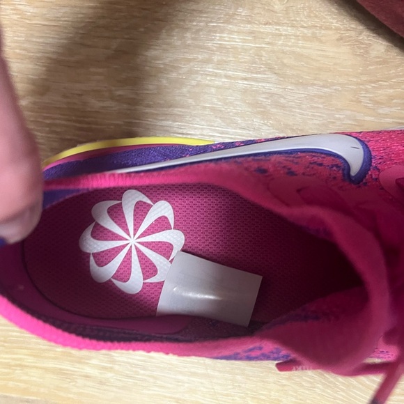 Nike Epic React Size 9 - Picture 11 of 14